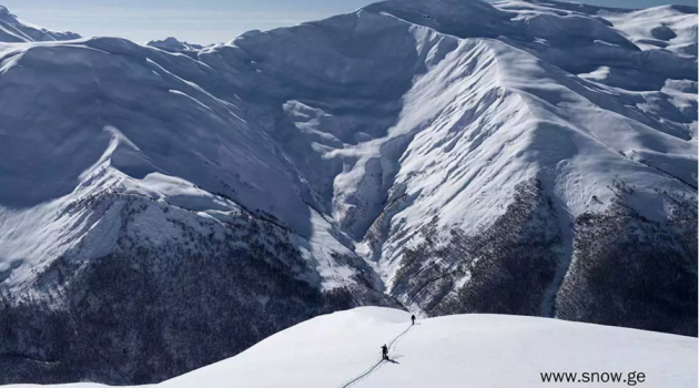 Jones Snowboard Trip Report